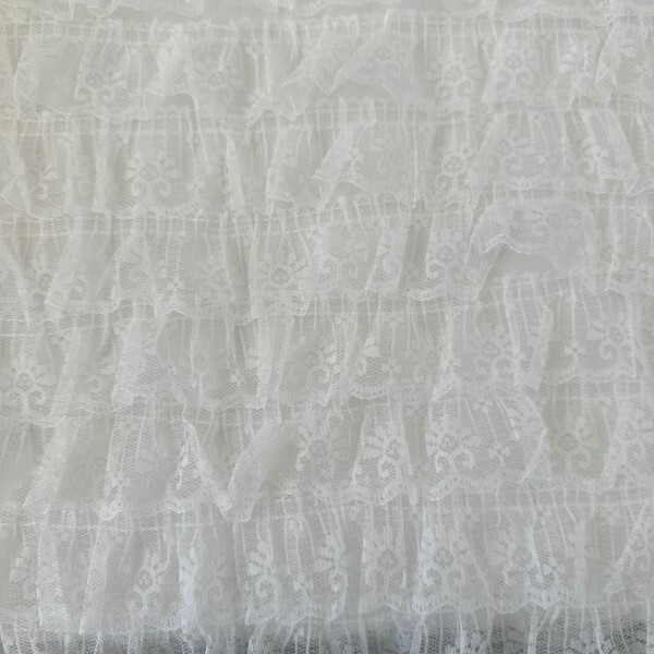 Tule com Babado de Renda - Off